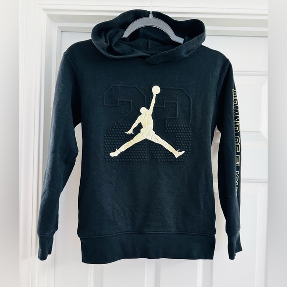 Jordan Youth Black Fleece Pullover Hoodie Sz M‎ ( 10-12 Y) Gold Logo Sleeve Logo - Picture 1 of 7